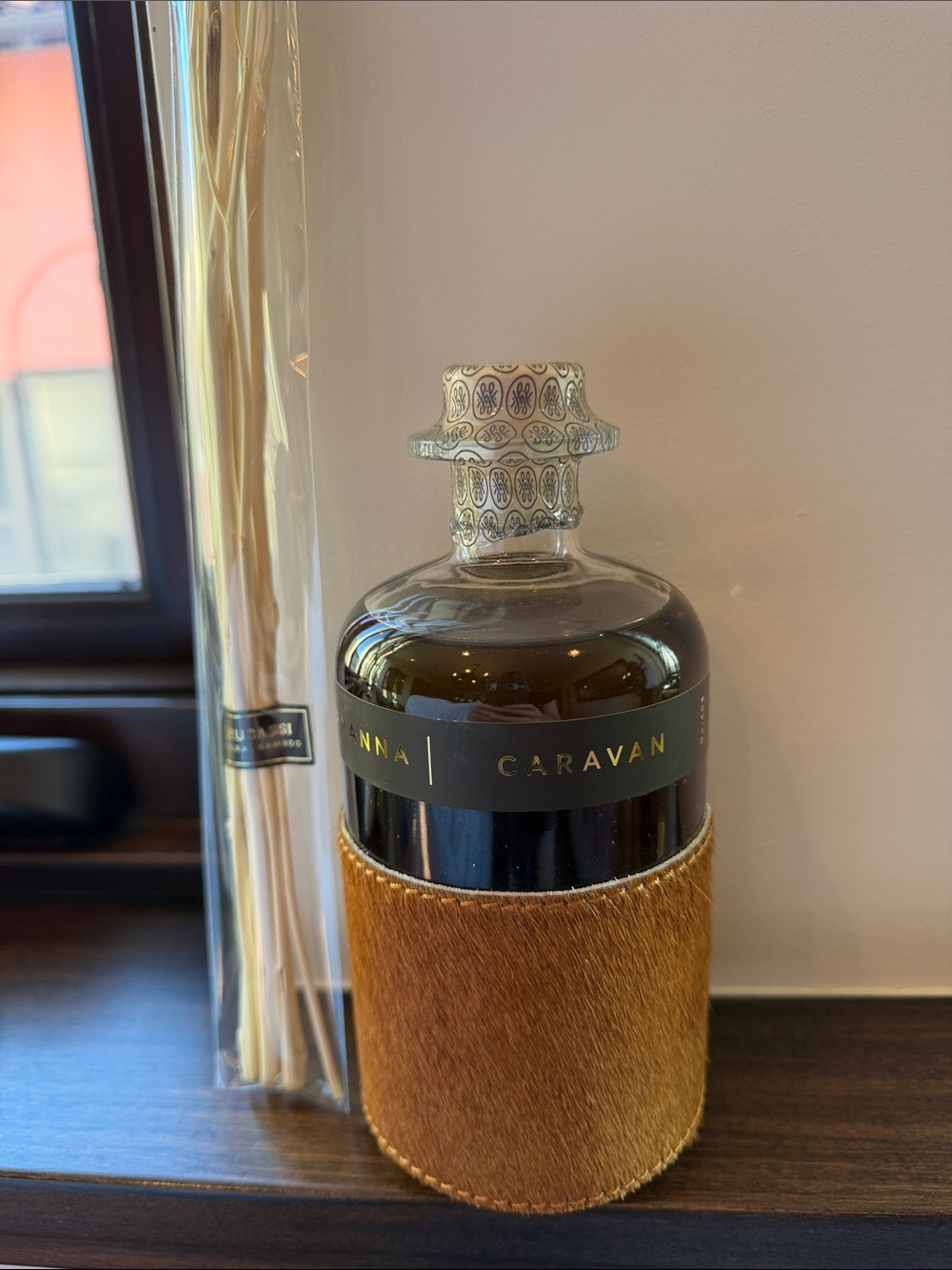“THUCASSI” 4-17oz diffusers NIB STUNNING - Picture 10 of 12